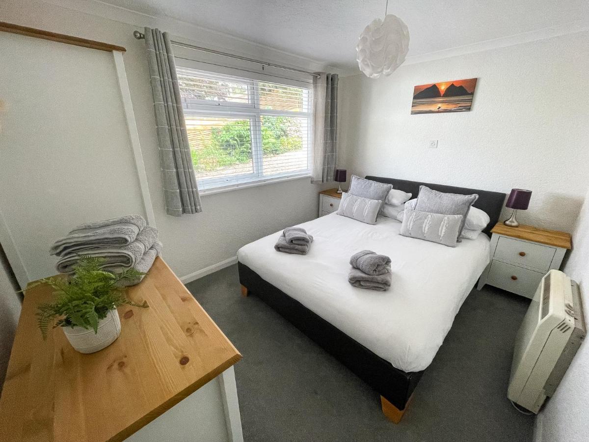 New Quay 2 Chatsworth Riverscape Apartments - Peaceful Apartment In Great Location With Free Parking Overlooking The Gannel Just A Short Walk From Newquays Incredible Beaches And Local Amenities מראה חיצוני תמונה