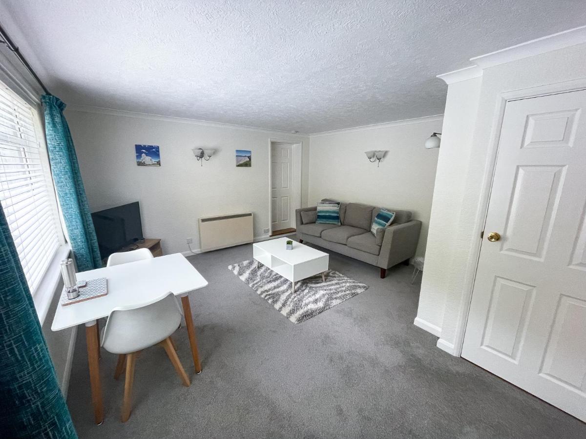 New Quay 2 Chatsworth Riverscape Apartments - Peaceful Apartment In Great Location With Free Parking Overlooking The Gannel Just A Short Walk From Newquays Incredible Beaches And Local Amenities מראה חיצוני תמונה