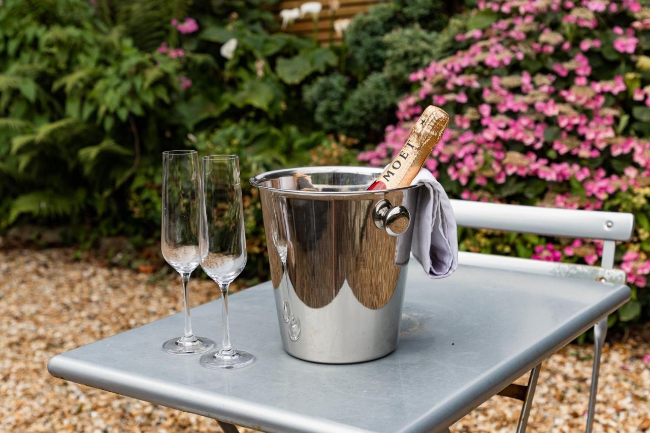 New Quay 2 Chatsworth Riverscape Apartments - Peaceful Apartment In Great Location With Free Parking Overlooking The Gannel Just A Short Walk From Newquays Incredible Beaches And Local Amenities מראה חיצוני תמונה